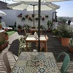 Esencia De Azahar Konukevi Cordoba