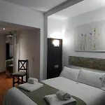Esencia De Azahar Pensión Córdoba