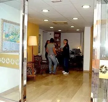 Hostal Esencia De Azahar * Кордова