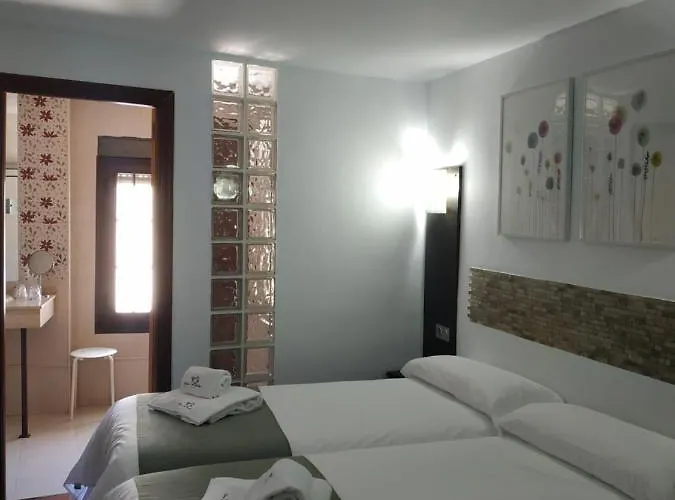 Hostal Esencia De Azahar * Кордова