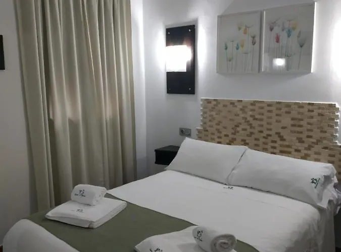 Hostal Esencia De Azahar Гостевой дом