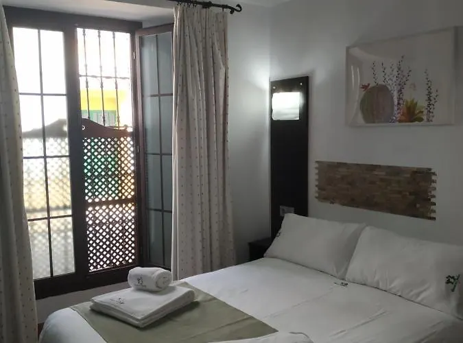 Hostal Esencia De Azahar *